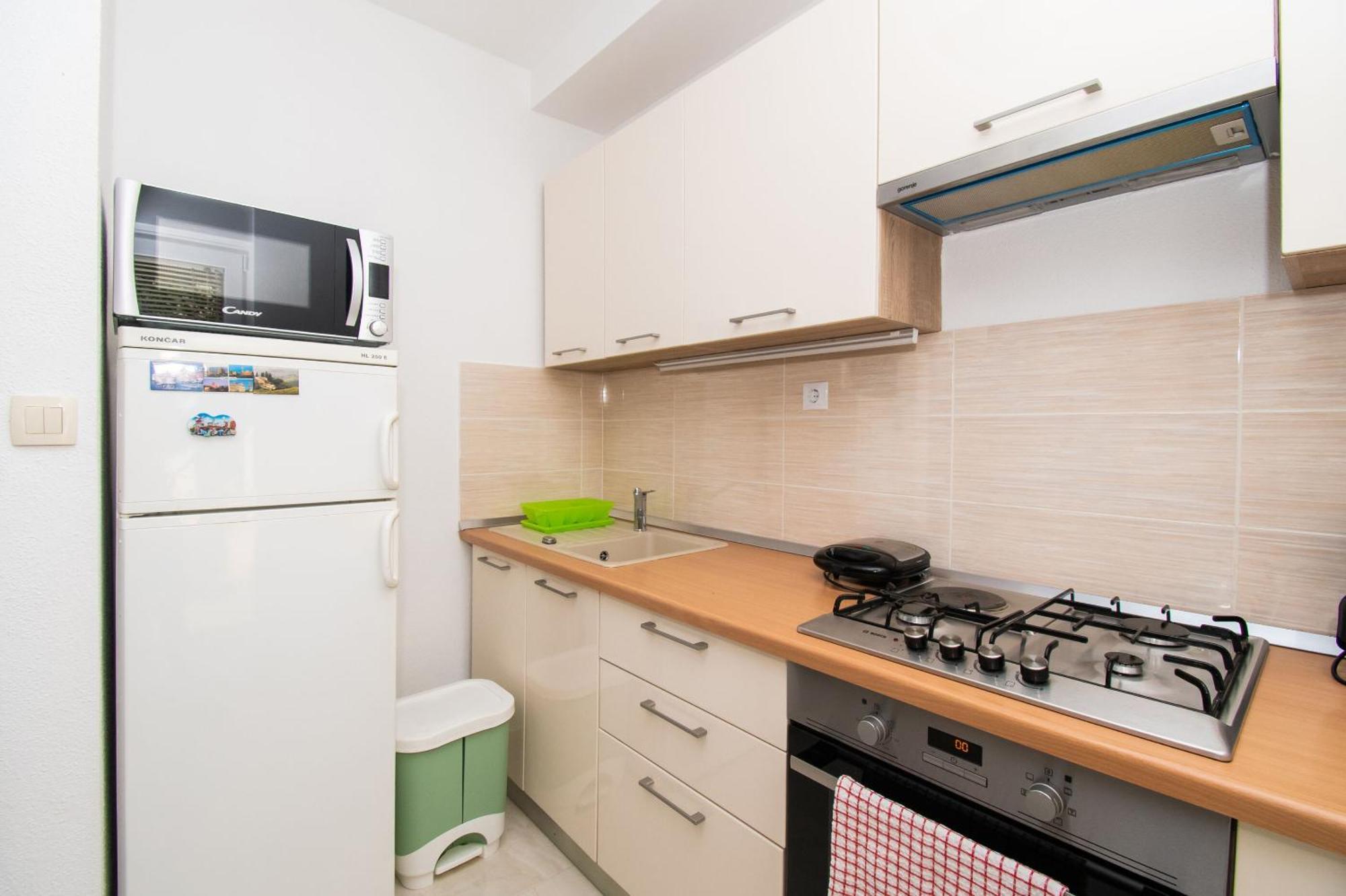 Apartment Ninic Srima Exteriör bild